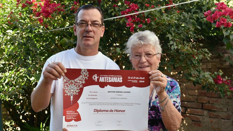 Néstor Lázaro ganó el 1º premio en la 37ª Feria Internacional de Artesanías