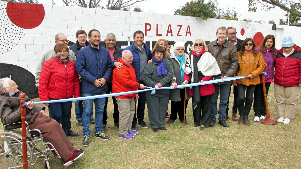 El Municipio sigue recuperando espacios: reinauguró la Plaza Seberino Gudiño