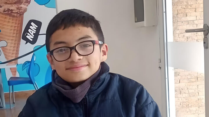 Leandro Palomo sufrió un accidente de tránsito y su familia pide ayuda para que el joven de Arroyito pueda “recuperar su sonrisa”