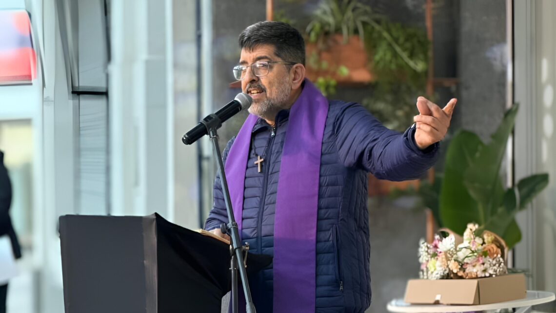 Padre Sergio pidió respaldar al comercio local frente al impacto de la coyuntura y la competencia