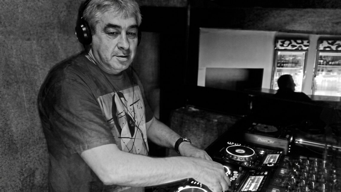 Dolor en Arroyito: falleció “Topo” Sosa, emblemático DJ de la ciudad