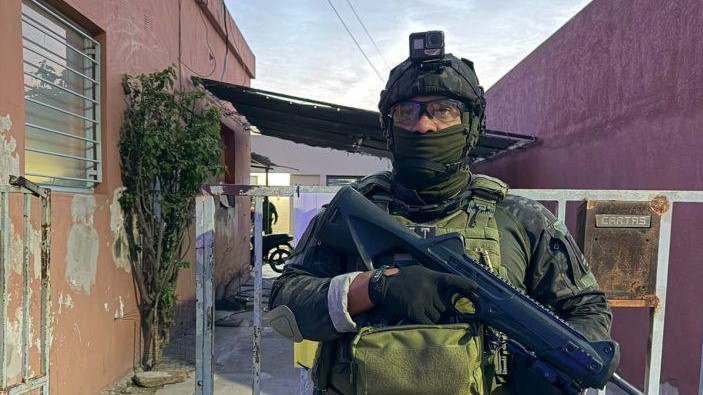 Arroyito: una pareja fue detenida por venta de cocaína y marihuana en eventos deportivos